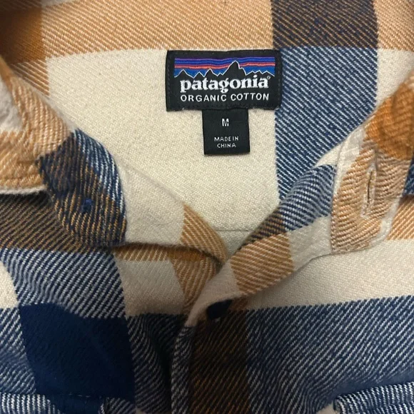 Patagonia medium Plaid Button-Up Shirt - Picture 2 of 2